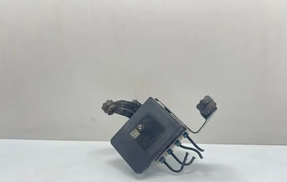 BMW 4 F32 F33 ABS Pump 6869726