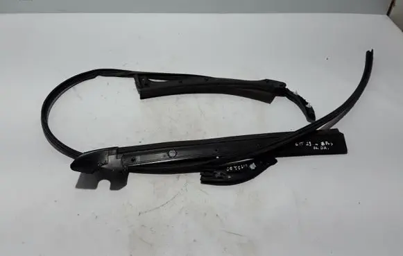 Front door rubber seal