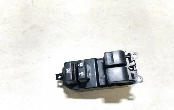 Toyota Yaris Electric window control switch