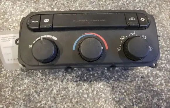 Chrysler Voyager Climate control unit
