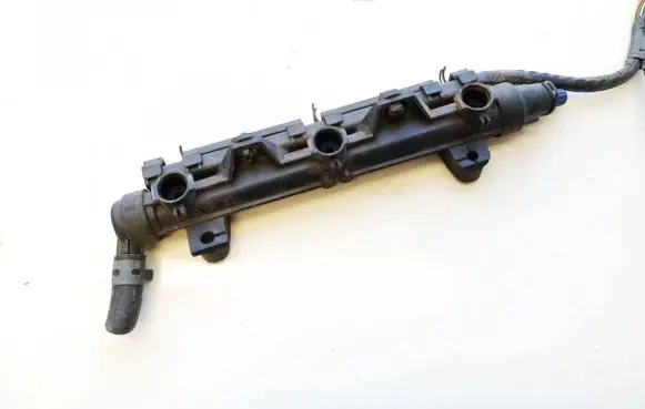Volkswagen Polo Fuel main line pipe 03e133320
