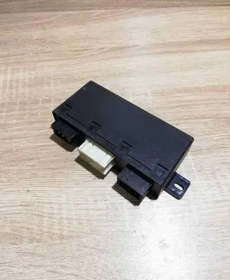 BMW 5 E39 Door control unit/module 8378768
