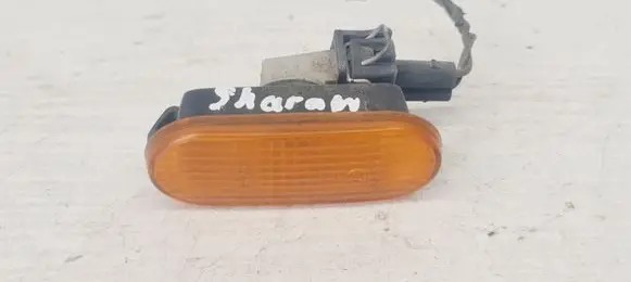 Volkswagen Sharan Front fender indicator light 3A0949117A