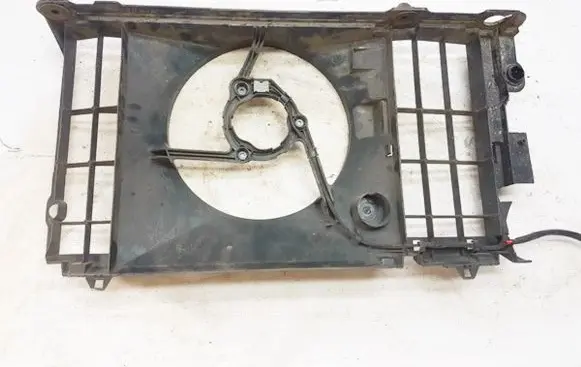 Citroen Xsara Radiator cooling fan shroud