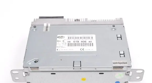 Peugeot 208 I Radio/CD/DVD/GPS head unit 9801840680
