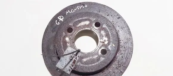 Ford Focus Rear brake disc neventiliuojamas