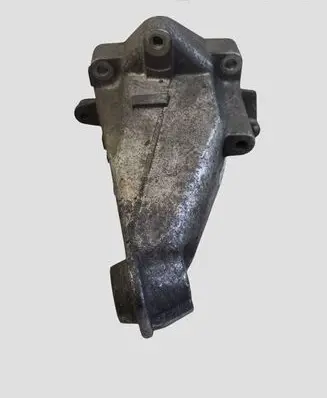 Mercedes-Benz C W204 Engine mounting bracket A2712232704