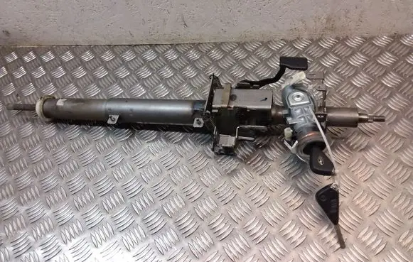 Subaru Legacy Steering wheel axle 88215AG000 8122