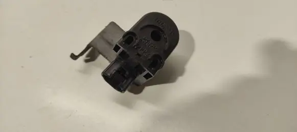 Seat belt warning relay