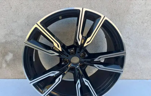BMW X6 G06 R22 alloy rim 6856025