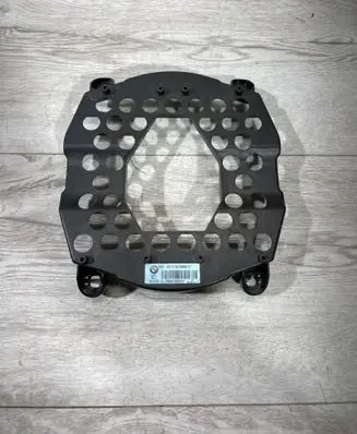 BMW 1 F20 F21 Subwoofer grill/trim 9218695 1835341