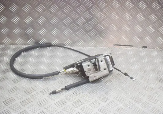 Maserati Quattroporte Front door lock 670003103 68195787AA