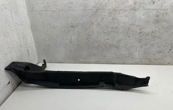 Audi A8 S8 D4 4H Fender foam support/seal 4H0821111C