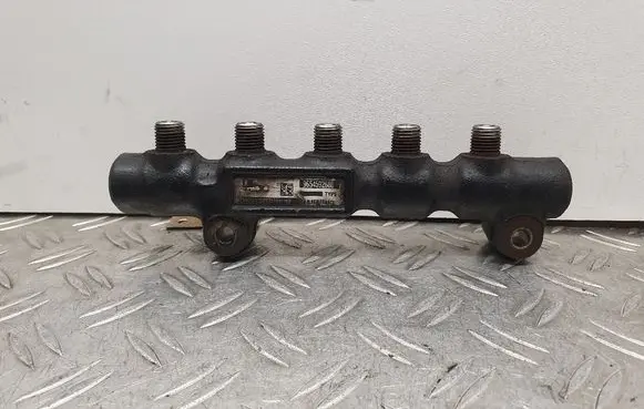 Ford Focus Fuel main line pipe 9654592680