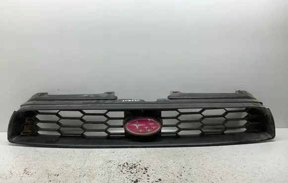 Subaru Impreza II Front grill 91121FE000 91122FE000