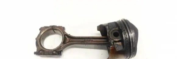 Mitsubishi Carisma Piston with connecting rod