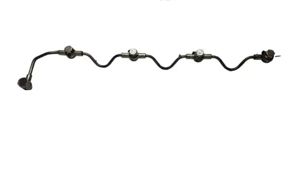 Fuel injector supply line/pipe