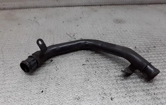 Audi A6 S6 C4 4A Engine coolant pipe/hose