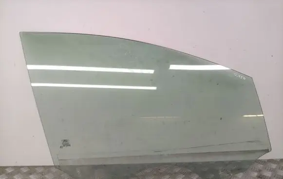 Ford C-MAX II Front door window glass four-door