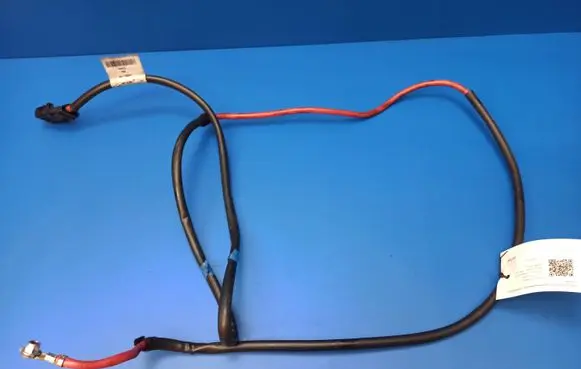Mercedes-Benz E W211 Positive cable (battery) 2115405310