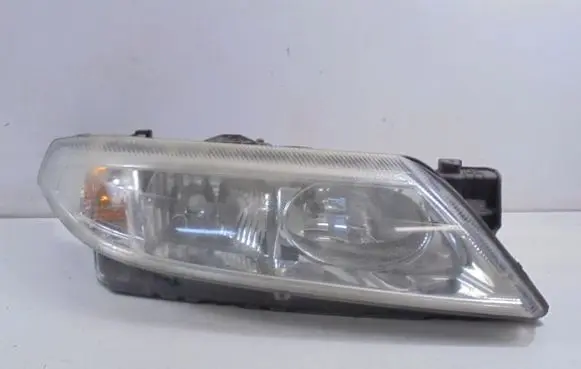 Renault Laguna II Headlight/headlamp 8200002847
