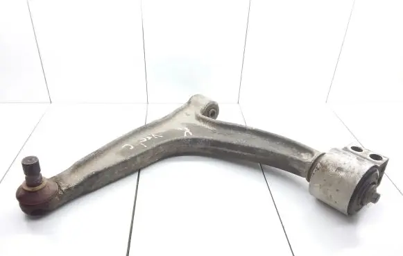 Opel Vectra C Front lower control arm/wishbone RA14
