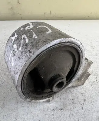 Honda Civic Engine mount bracket