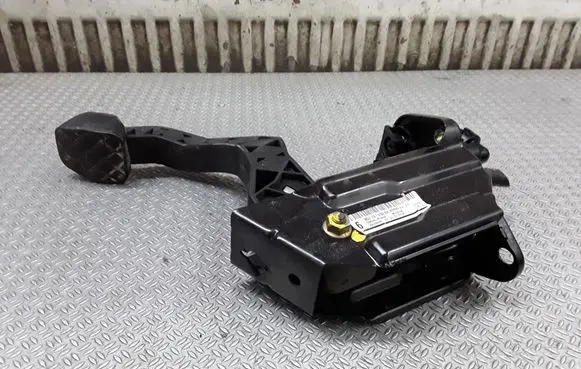 Clutch pedal