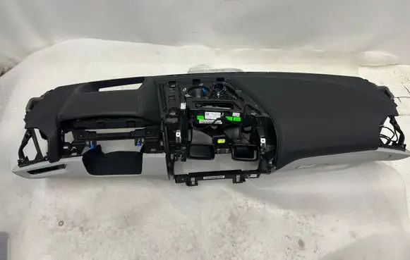 BMW 8 G14 Dashboard