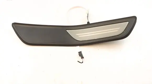BMW 6 F06 Gran coupe Rear sill trim cover 7987932 51477987932 5147756