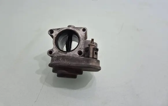 Opel Combo C Throttle valve 8981052080