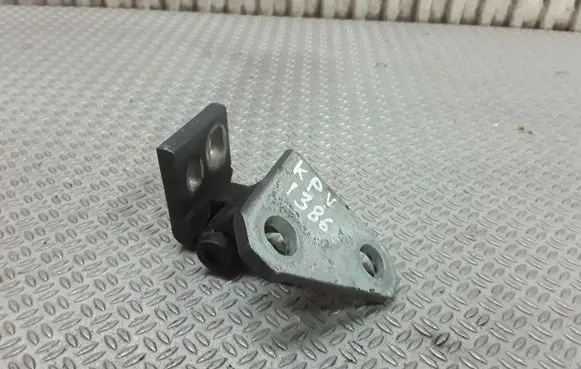 Volkswagen Golf Plus Front door upper hinge