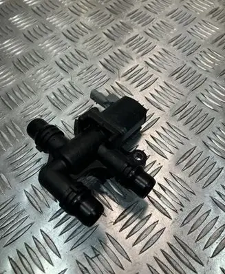 Opel Corsa F Coolant heater control valve 9829266280