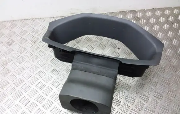 Steering wheel column trim