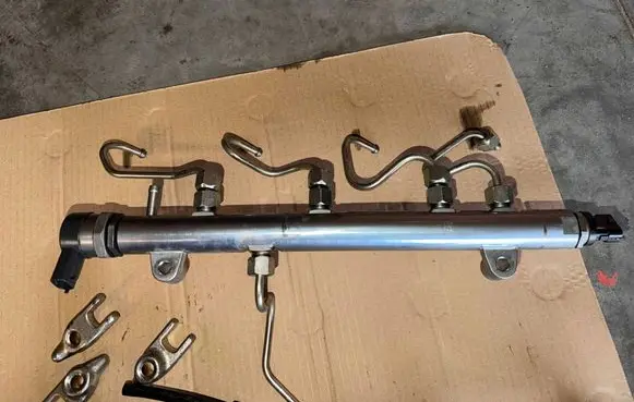 Iveco Daily 6th gen Fuel main line pipe 0445214248 504371261