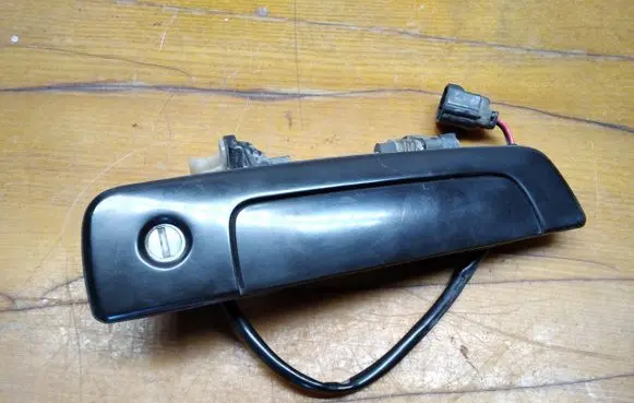 Mitsubishi Space Wagon Front door exterior handle MR271868