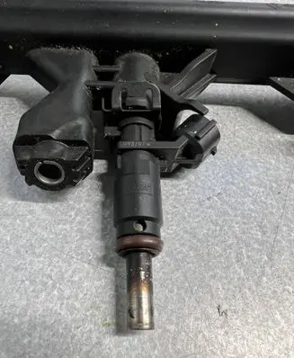 Fuel Injector clamp holder