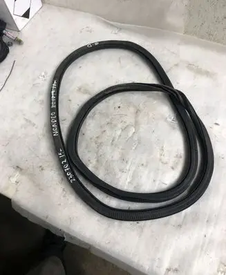Ford Mondeo MK V Rear door rubber seal (on body) 