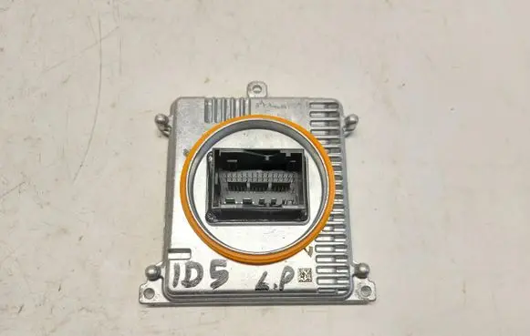Volkswagen ID.5 Voltage converter/converter module