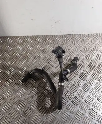 Volvo XC90 Engine coolant pipe/hose 31338297
