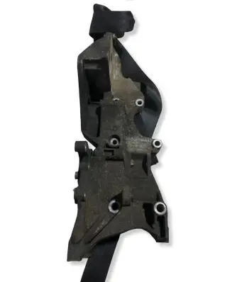 Volkswagen Crafter Generator/alternator bracket 03L903143L