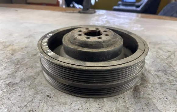 Audi A6 S6 C5 4B Crankshaft pulley 059105251 059105251M