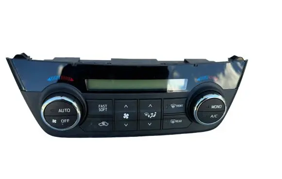 Toyota RAV 4 (XA40) Climate control unit 5590042450 9461988