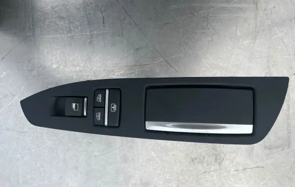 BMW 7 F01 F02 F03 F04 Rear door ashtray 0014062046