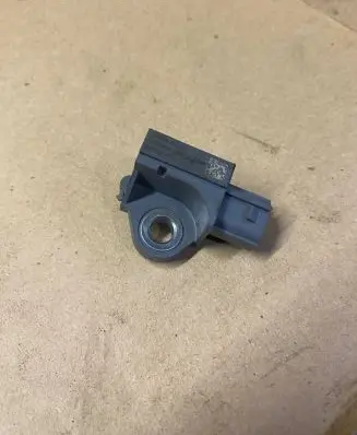KIA Carens III Airbag deployment crash/impact sensor 95930A4100 12192016 104578904B