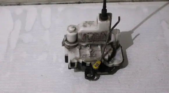 Fiat Panda II Rear door lock 46803516
