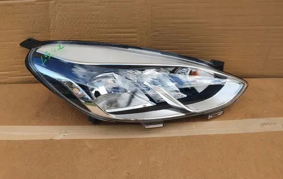 Ford Fiesta Headlight/headlamp