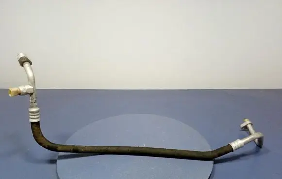 BMW X3 E83 Air conditioning (A/C) pipe/hose 5A1F7E6