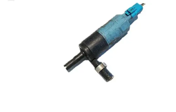 Renault Laguna II Headlight washer pump 8200331654