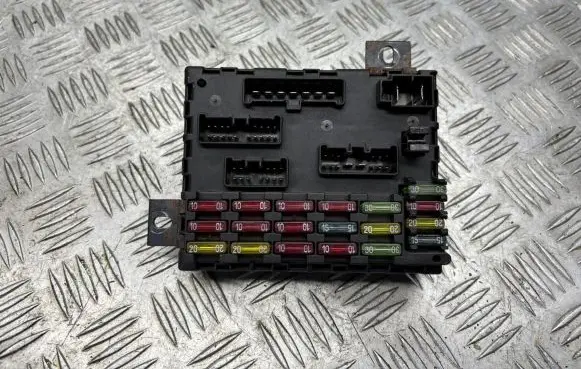Alfa Romeo 156 Fuse box set 46447809